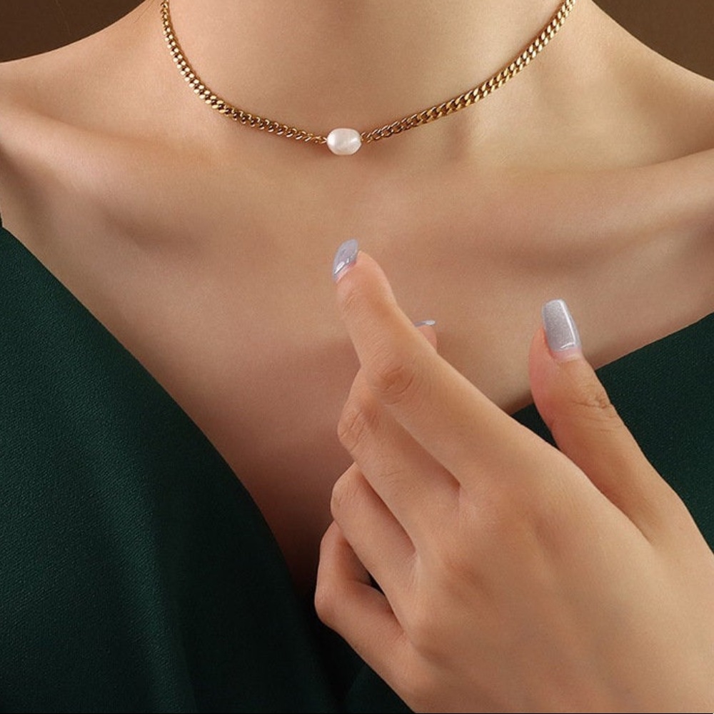 Pear Necklace